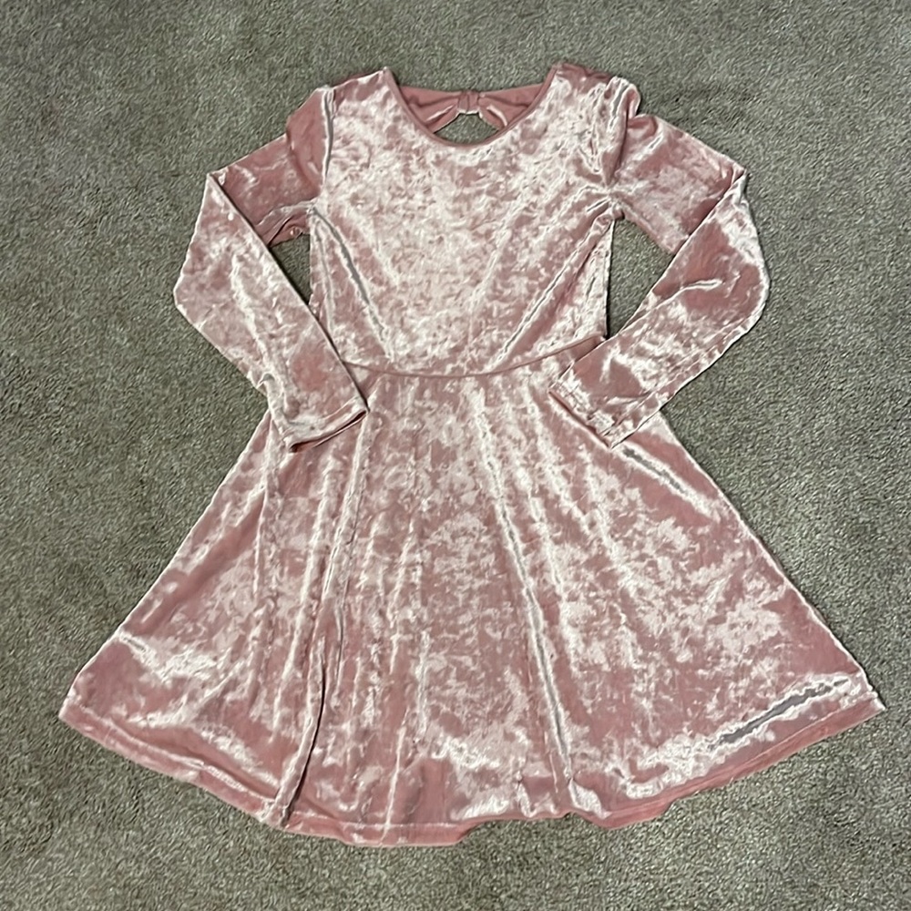 Girls medium (7/8) plush velour dress